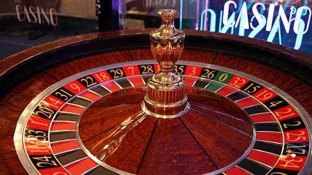 wbo777 Featured Games dashboard showing slot and esports game tiles